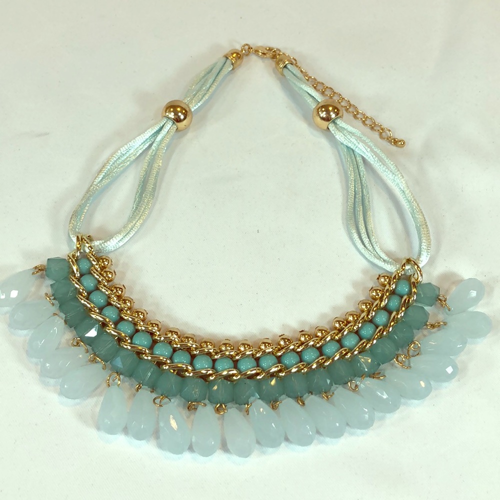 Cache flirty costume beaded 16” necklace